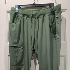 Hunter Green Barco One Jogger. L.